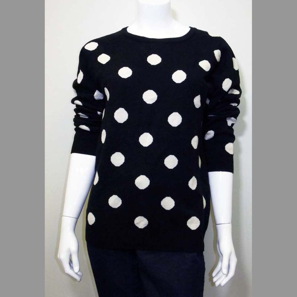 Super Cozy Black & White Polka Dot Sweater - Large